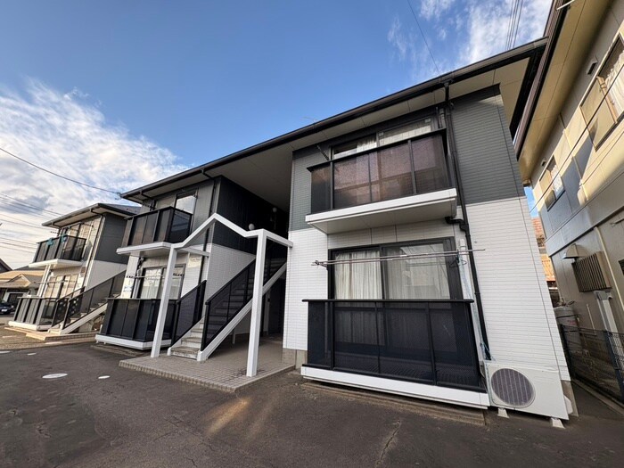 パストラルカンノA棟の物件外観写真