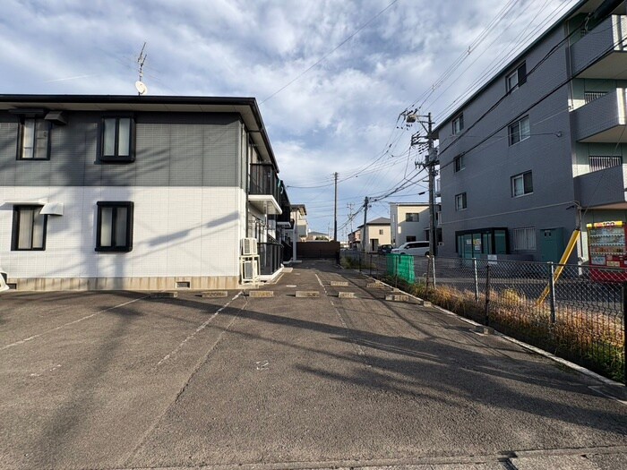 パストラルカンノA棟の物件外観写真