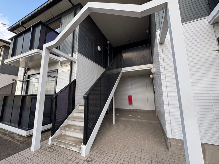 パストラルカンノA棟の物件外観写真