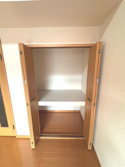 伊藤賃貸住宅WESTの物件内観写真