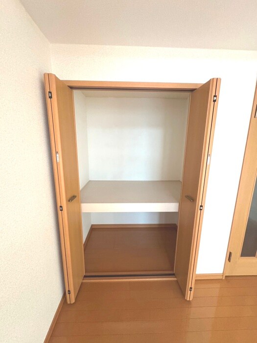 伊藤賃貸住宅WESTの物件内観写真