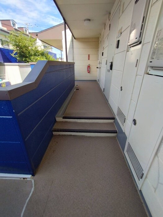 アクティブパレス－カラフル－の物件外観写真