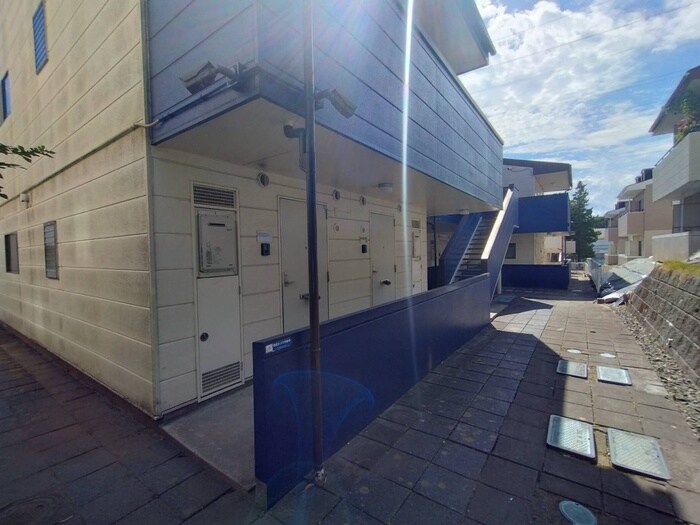 アクティブパレス－カラフル－の物件外観写真