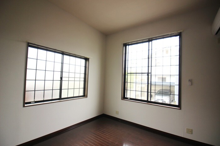 サンロード旭ヶ丘の物件内観写真