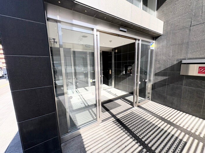 ドゥーエ仙台イーストの物件外観写真