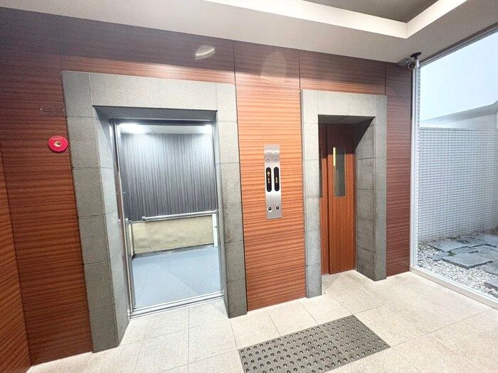 ドゥーエ仙台イーストの物件外観写真