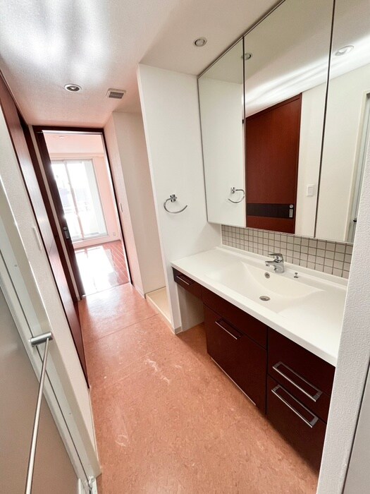 ドゥーエ仙台イーストの物件内観写真