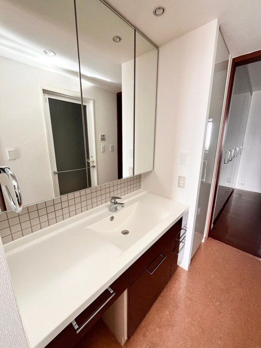 ドゥーエ仙台イーストの物件内観写真