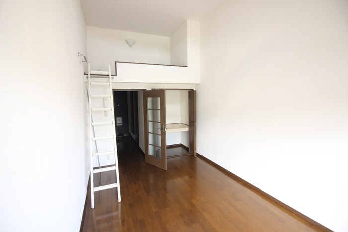 クレセール南吉成弐番館の物件内観写真