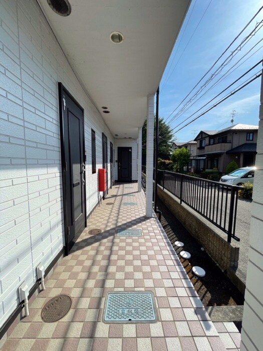 クレセール南吉成弐番館の物件外観写真