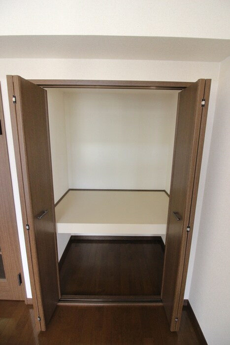 クレセール南吉成弐番館の物件内観写真