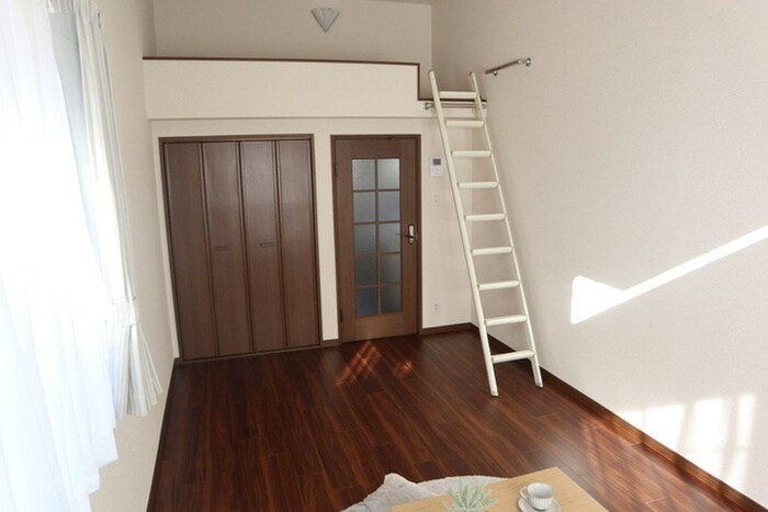 クレセール南吉成弐番館の物件内観写真