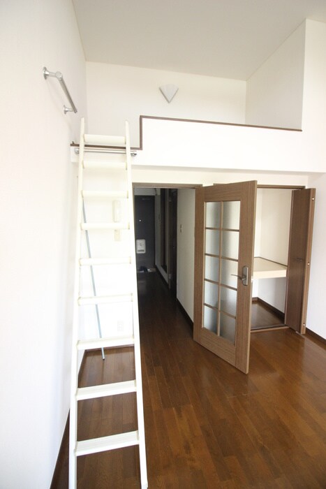 クレセール南吉成弐番館の物件内観写真