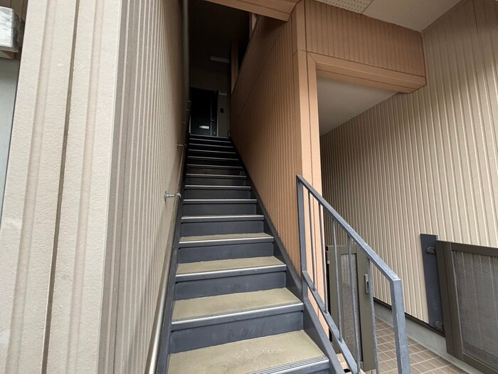 メゾンしらかしＫの物件外観写真