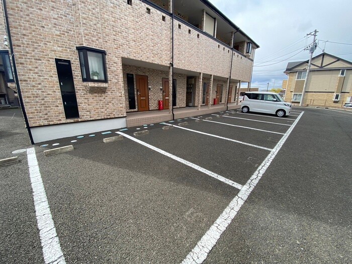 プリムヴェールⅡの物件外観写真