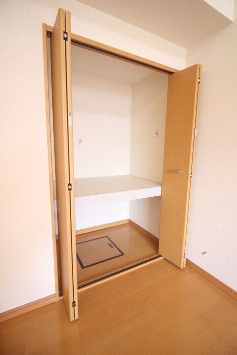 プリムヴェールⅡの物件内観写真