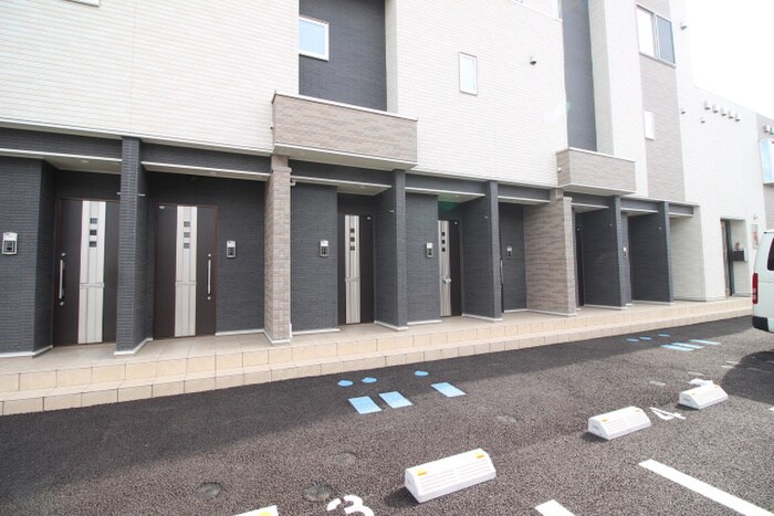 ミ・カシータの物件外観写真