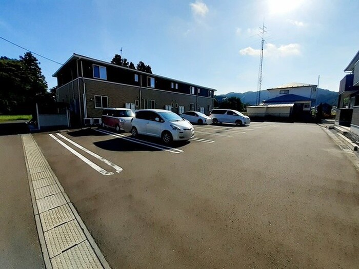 ストロベリーハウスⅠの物件外観写真