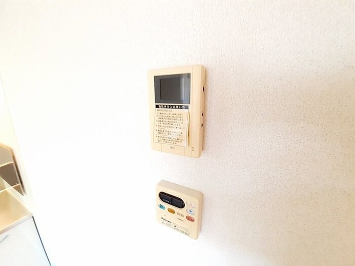 ストロベリーハウスⅠの物件内観写真