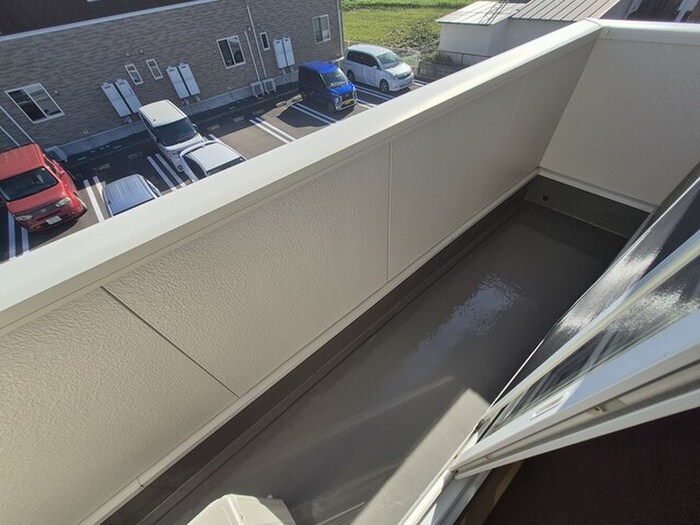 ストロベリーハウスⅠの物件内観写真