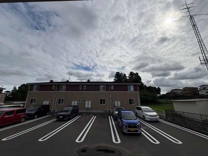 ストロベリーハウスⅠの物件内観写真