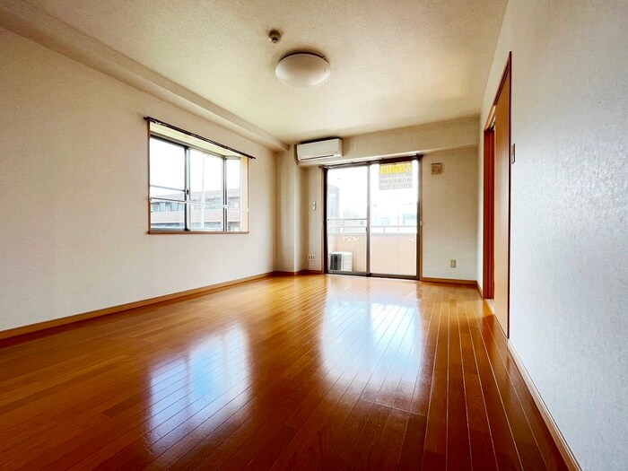 ラパン・ドゥ・上杉の物件内観写真