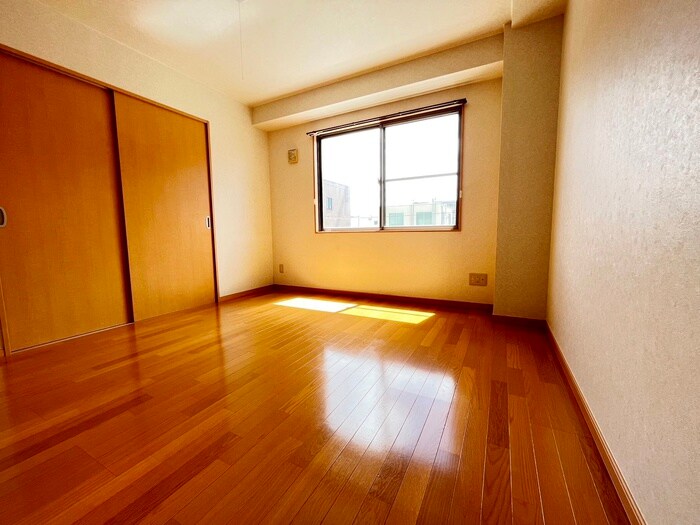 ラパン・ドゥ・上杉の物件内観写真