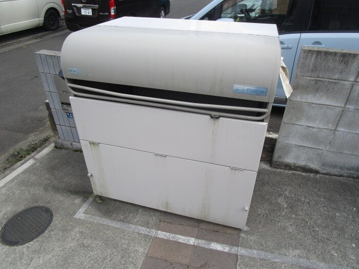 フラームシンフォニーの物件外観写真