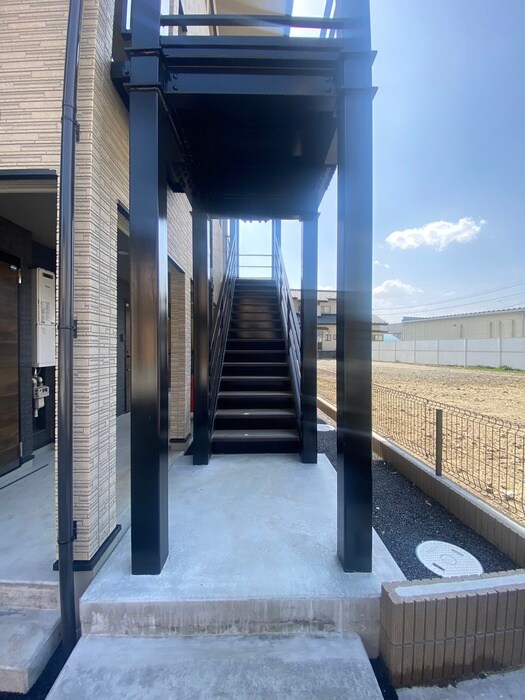 creer中野栄の物件外観写真