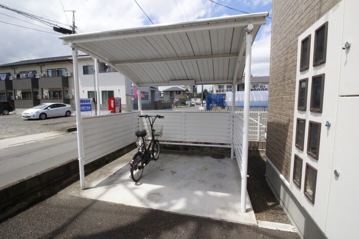 コンフィードの物件外観写真