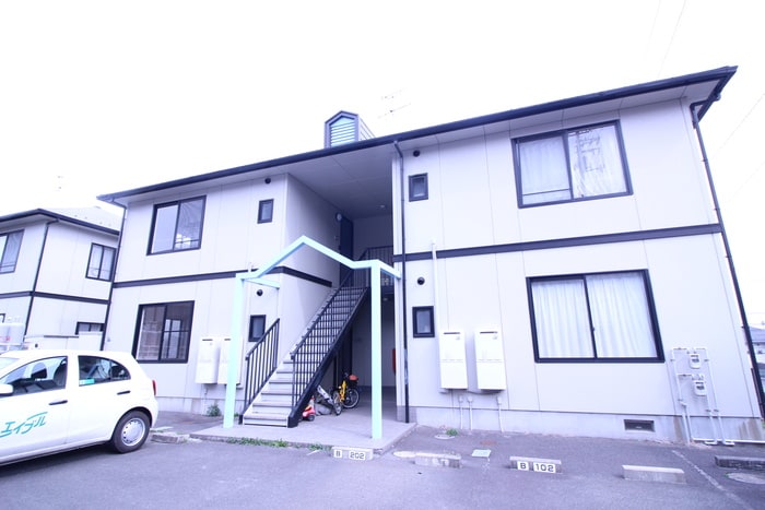 ラルジュ・フォーレBの物件外観写真