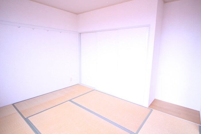 ラルジュ・フォーレBの物件内観写真