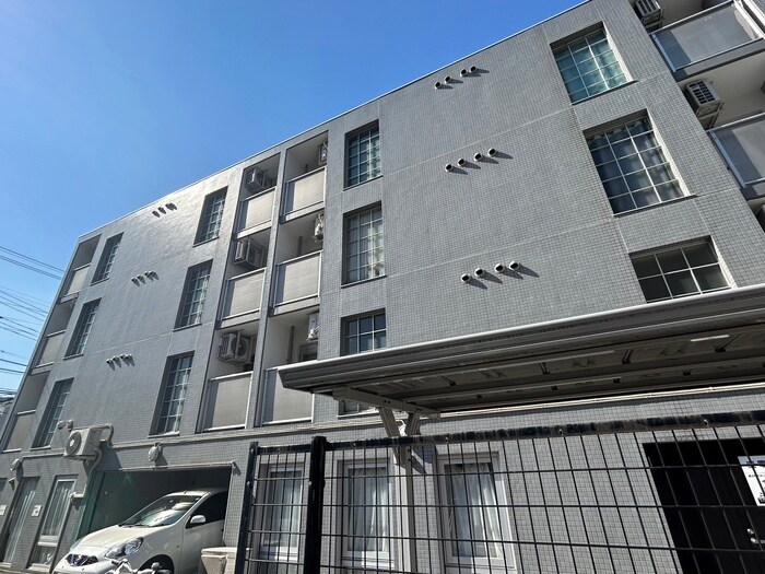 エレガンス宮町の物件外観写真