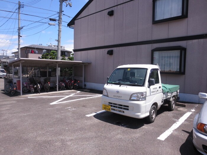 PARCROSETTE（伊在）１番館の物件外観写真