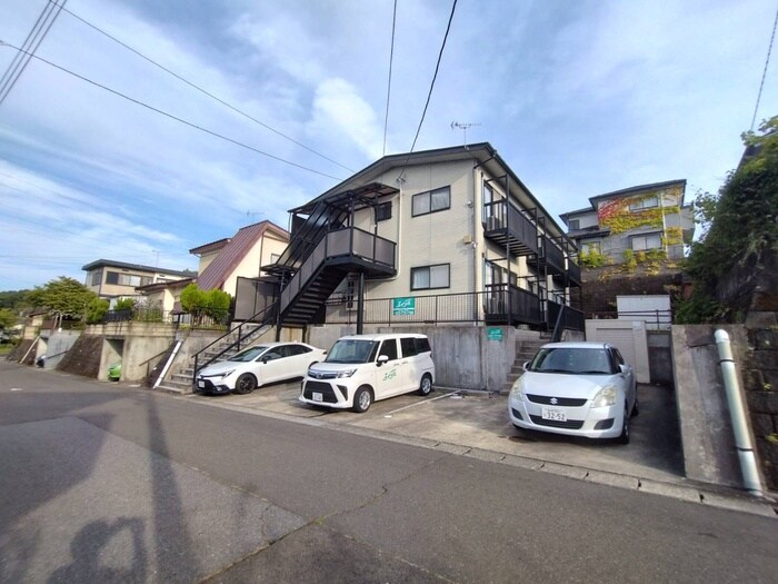 コ－ポグレイの物件外観写真