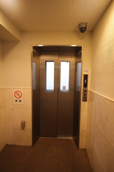 カスタリア勾当台公園の物件外観写真