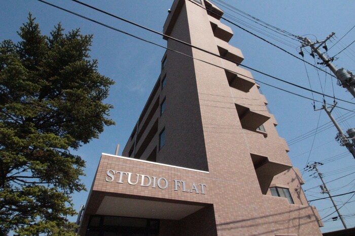 スタジオフラットの物件外観写真