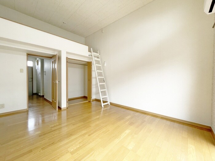 カ－サ吉岡南の物件内観写真