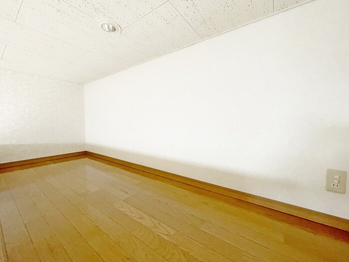 カ－サ吉岡南の物件内観写真
