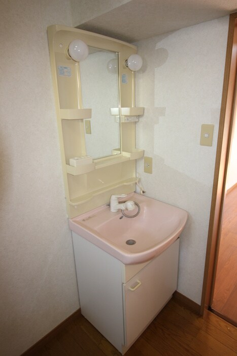 カ－サ吉岡南の物件内観写真