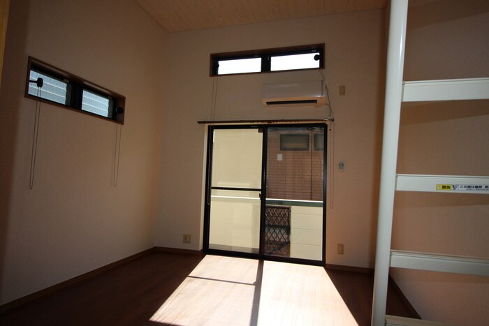 カ－サ吉岡南の物件内観写真