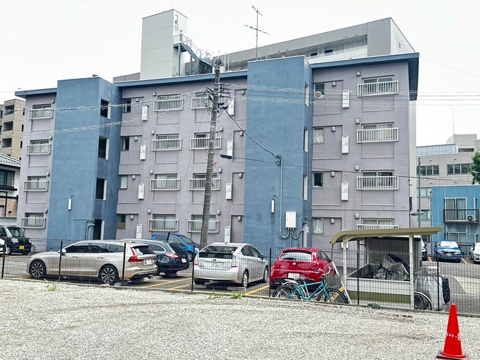 テレパレス榴ヶ岡1号棟の物件外観写真