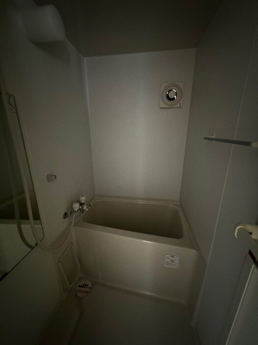 テレパレス榴ヶ岡1号棟の物件内観写真