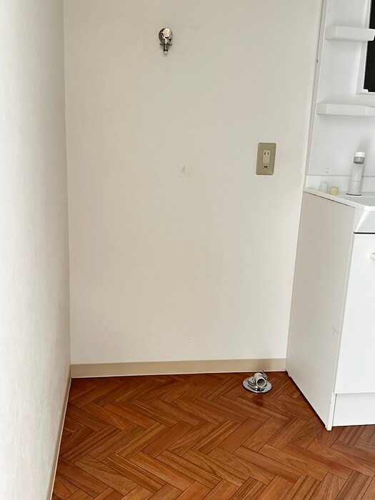 テレパレス榴ヶ岡1号棟の物件内観写真