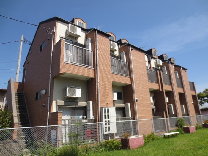 ＭＡＲＩＡＮＡ　Ⅰの物件外観写真