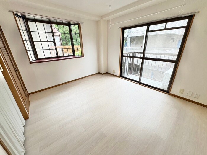 ウィスタリアの物件内観写真