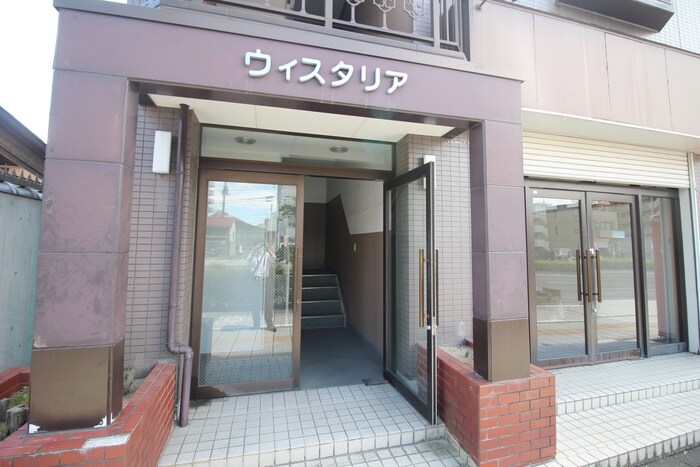 ウィスタリアの物件外観写真