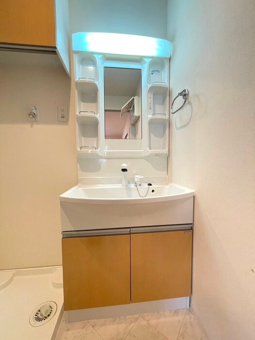 アドニスパークの物件内観写真