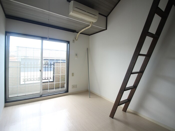 ロイヤルビレッジ旭ヶ丘の物件内観写真