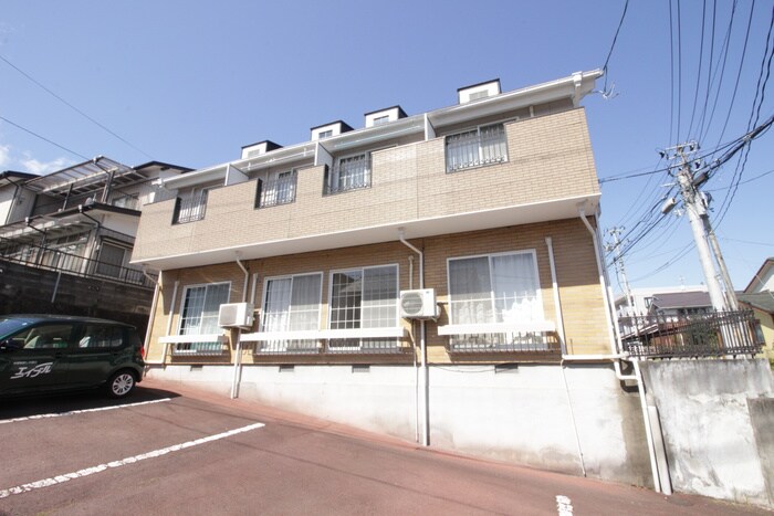 ロイヤルビレッジ旭ヶ丘の物件外観写真